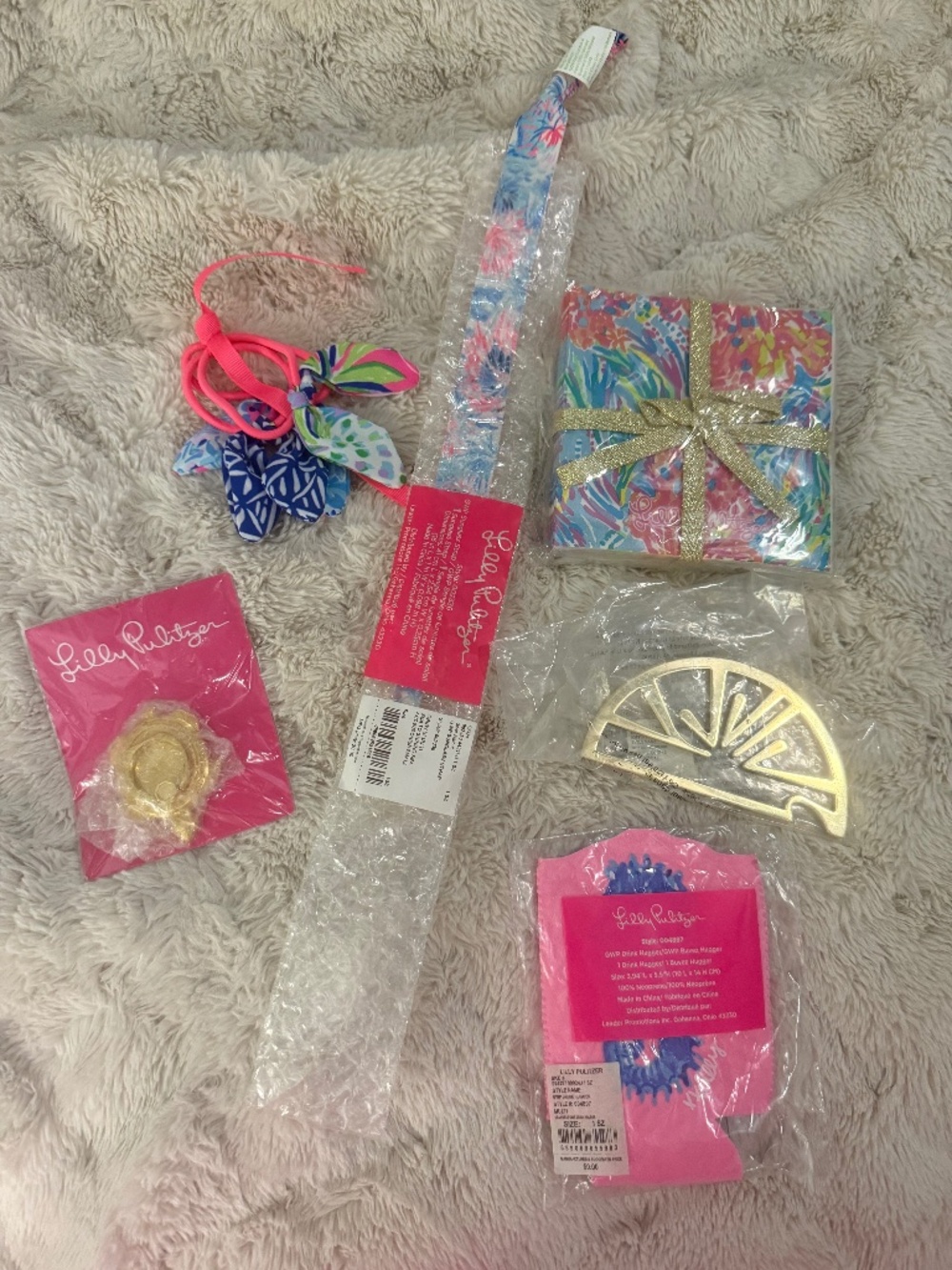Lot of 6 Lilly Pulitzer GWP Items